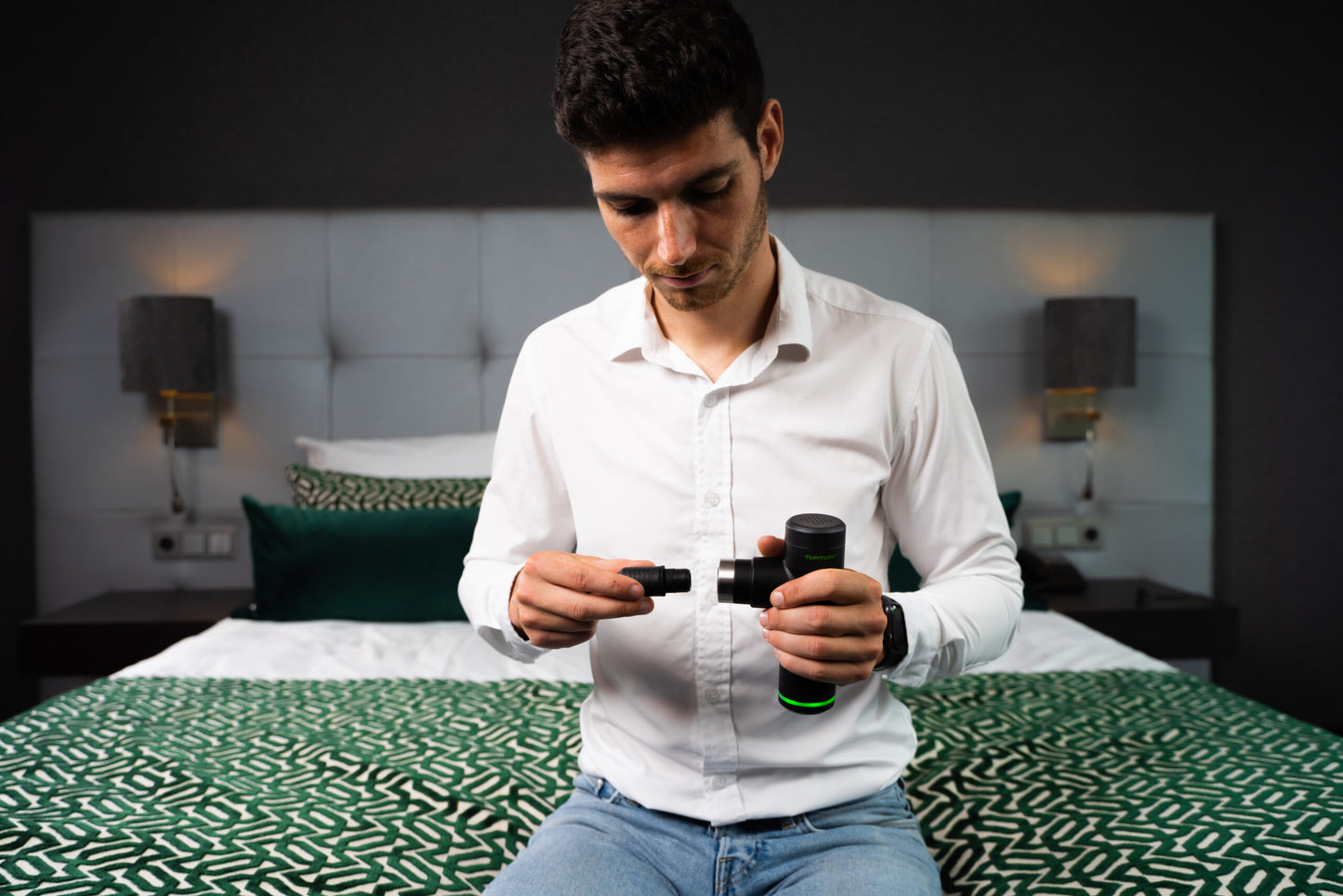 Massaažipüstol Tunturi MG30 Mini Massage Gun