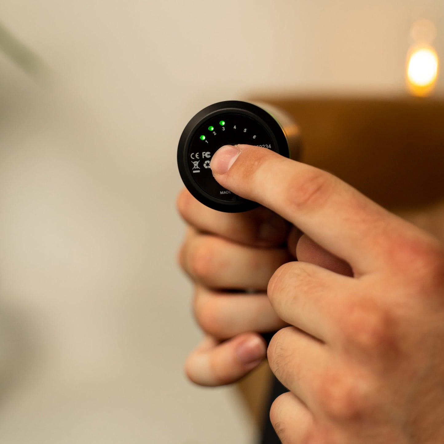 Massaažipüstol Tunturi MG30 Mini Massage Gun
